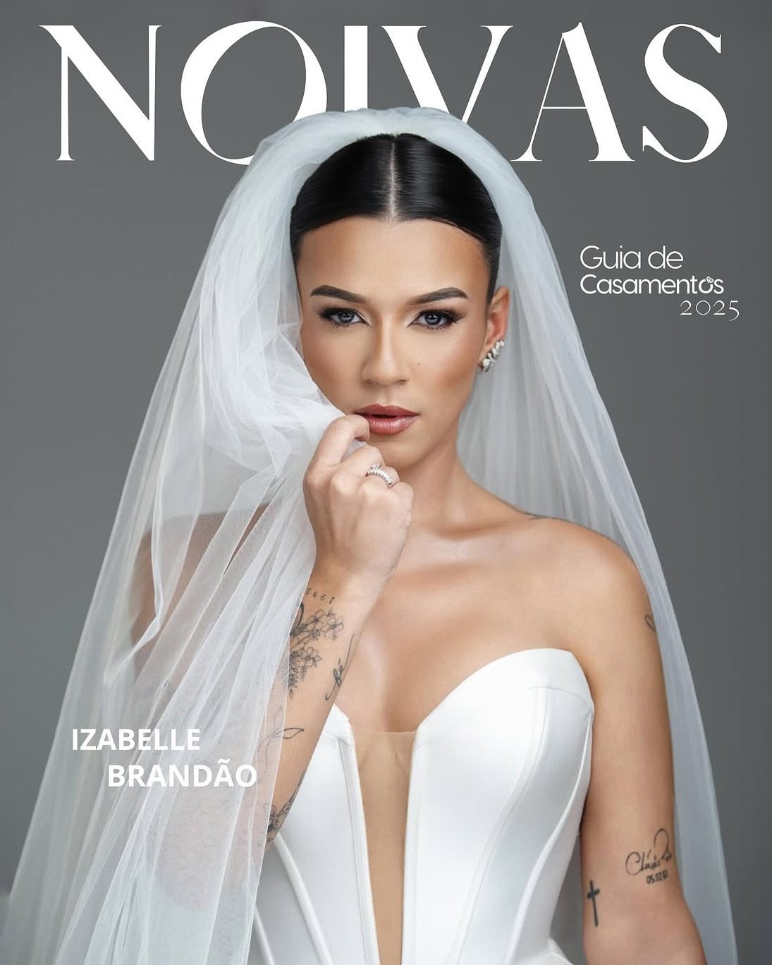 Capa da revista Noivas 2025, com a noiva Izabelle Brandão fotografada por Thiago Bomfim